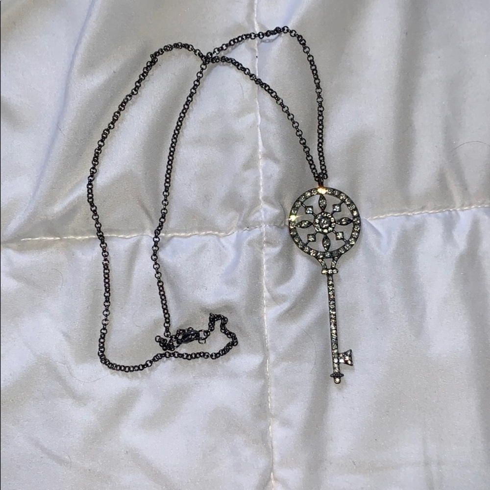 Long Key necklace - Picture 4 of 4